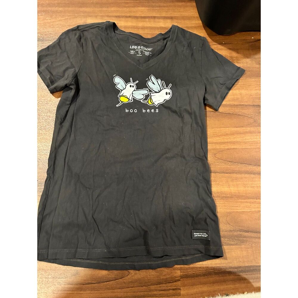 Life is Good Women's Small Boo Bees Halloween Graphic V-Neck T-Shirt Black